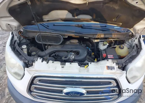 2015 Ford Transit-250 z USA, uszkodzony, nr VIN 1FTNR1ZM3FKB03241